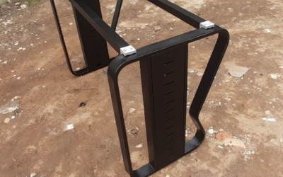 Tổng Hợp 100+ Mẫu Khung Sắt Hiện Đại Cho Bàn Văn Phòng