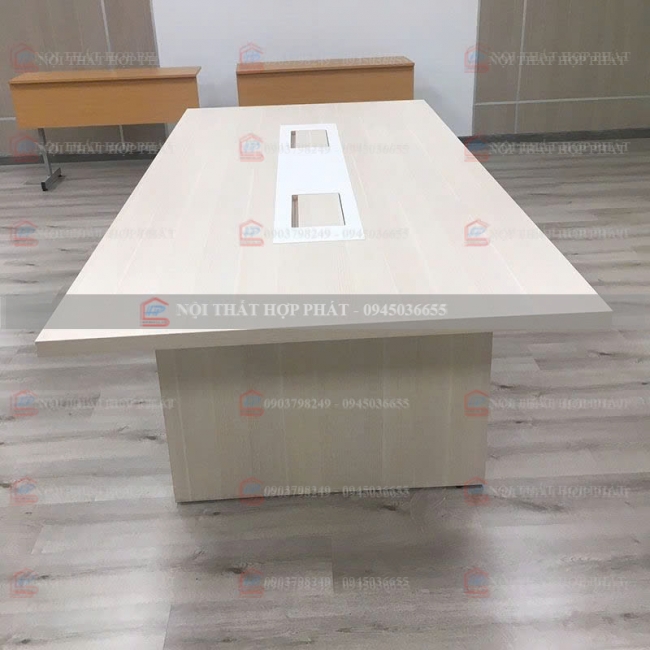 Bàn Họp Gỗ BHG008