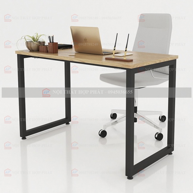 Bàn Làm Việc Chân Sắt BLVCS005 