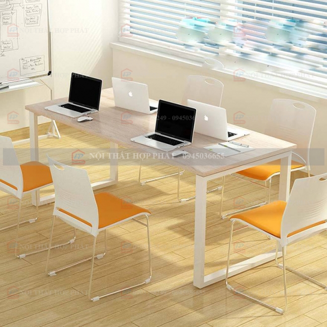 Bàn Làm Việc Chân Sắt BLVCS005 