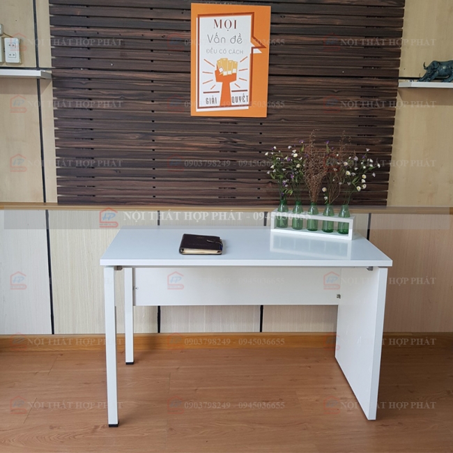 Bàn Làm Việc Chân Sắt BLVCS014 
