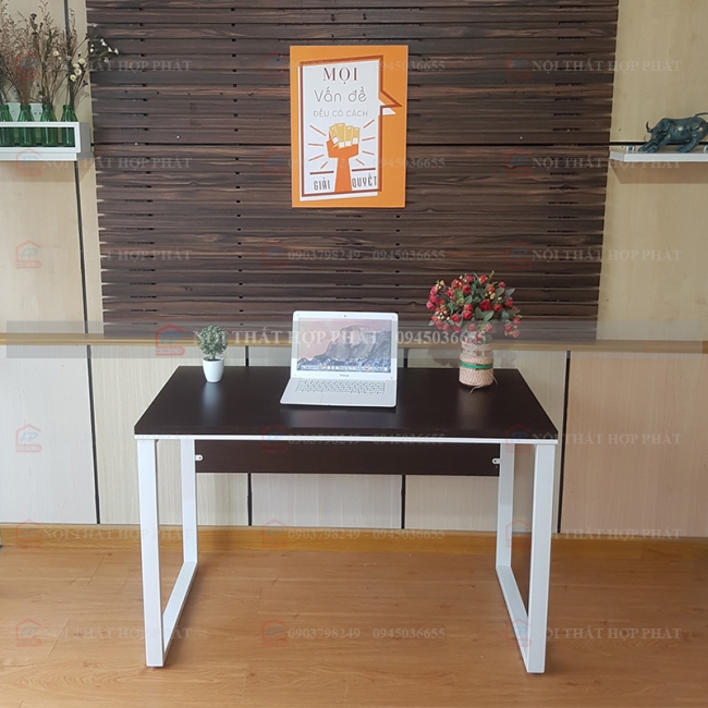 Bàn Làm Việc Chân Sắt BLVCS021 